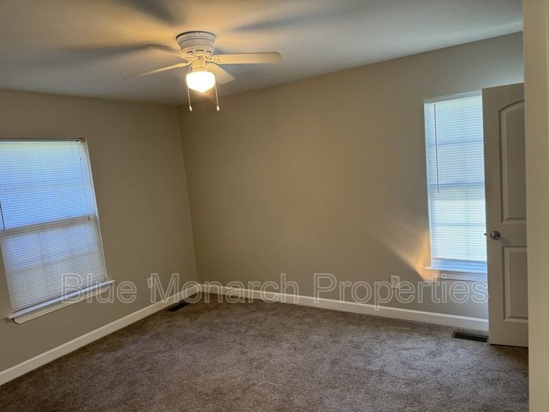 312 Morris St - Photo 5 of 17