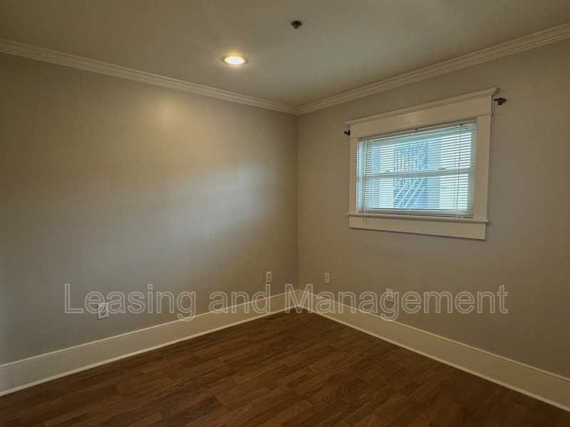 40 Bee St #204 - Photo 5 of 13