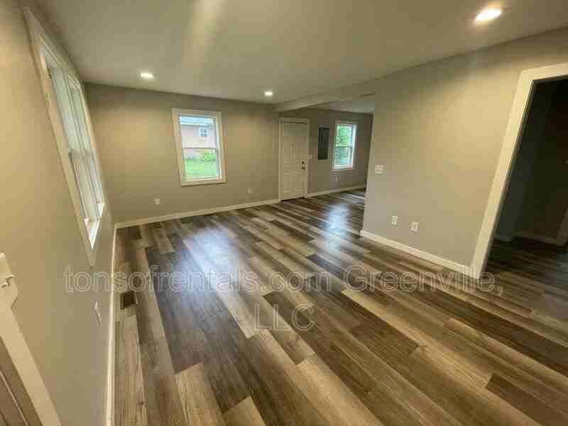 519 Rice St - Photo 3 of 8