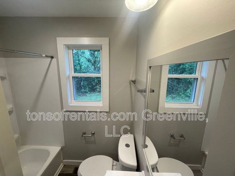 519 Rice St - Photo 7 of 8