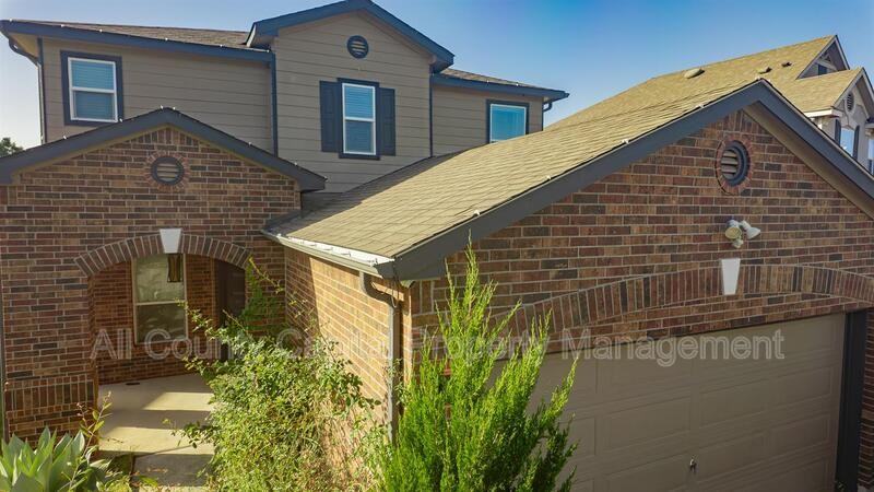 7601 Rio Pass Drive - Photo 2 of 40