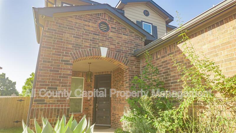 7601 Rio Pass Drive - Photo 3 of 40