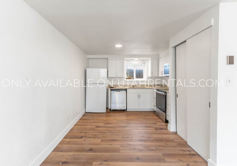 289 Nw - Photo 3 of 16