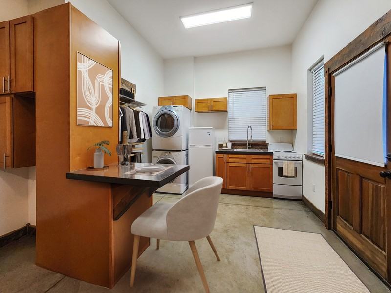 755 Sun Pillar Loop #2 - Photo 3 of 17