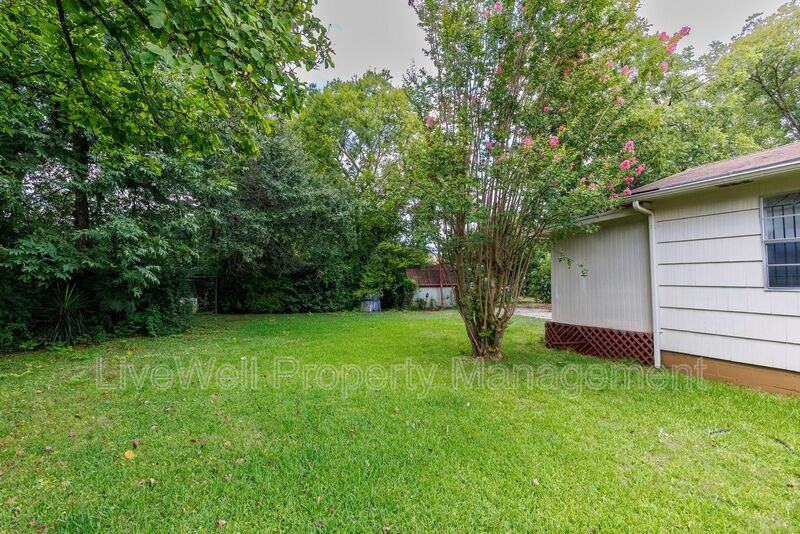 856 Center Way Sw - Photo 6 of 22