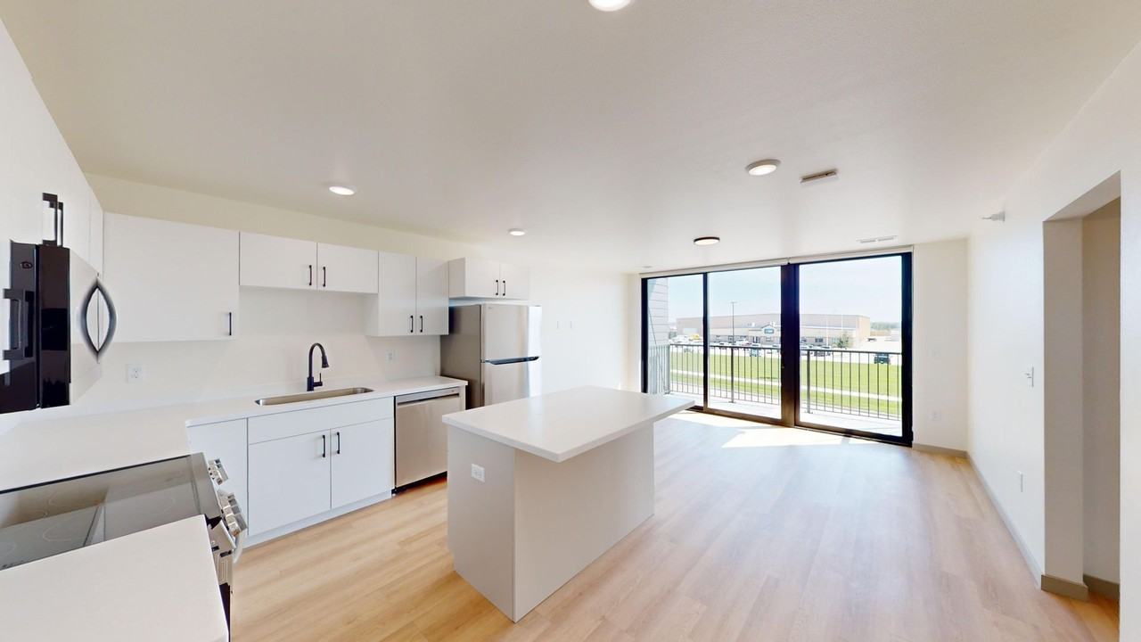 Jefferson Reserve Apartments - Photo 4 of 50