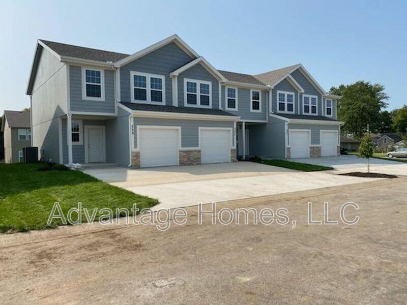 341 N 5th Ter - Photo 2 of 28