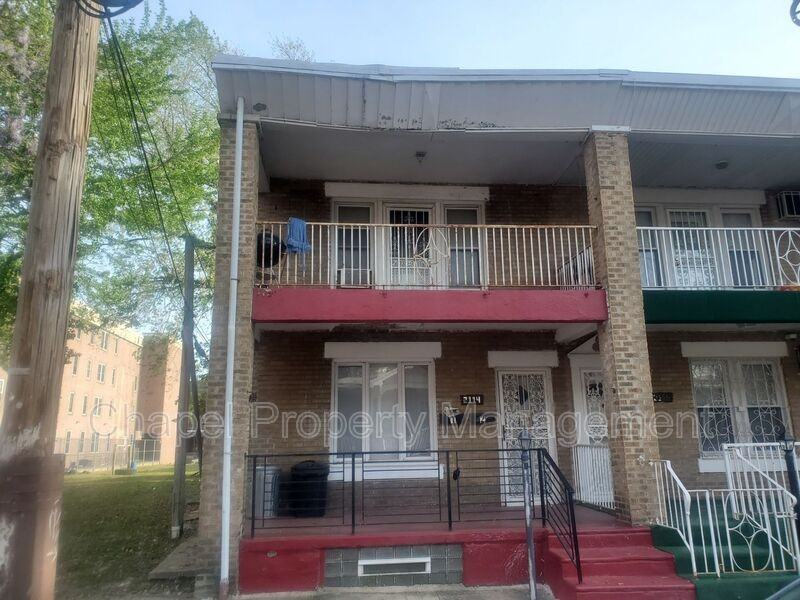 2114 W Pacific St #1stFL