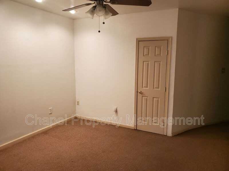 2114 W Pacific St #1stFL - Photo 2 of 16