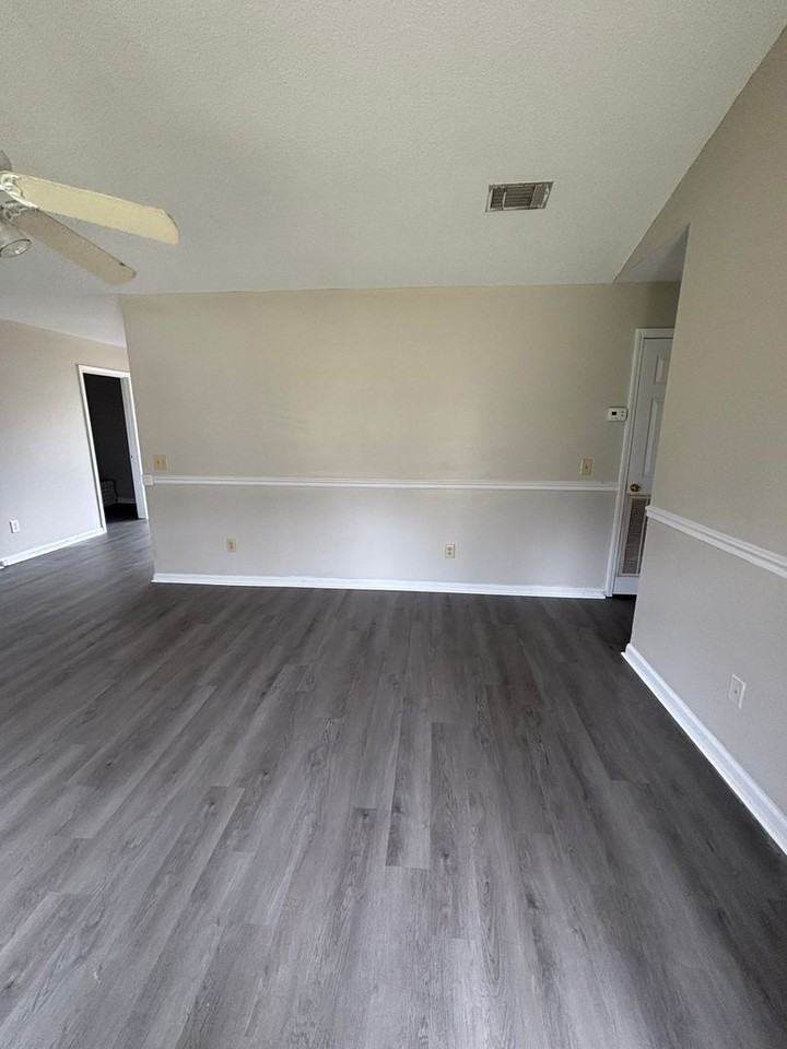225 W Kenny Dr - Photo 3 of 16