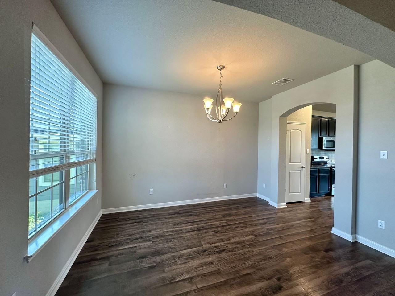 3424 Addison St - Photo 4 of 50