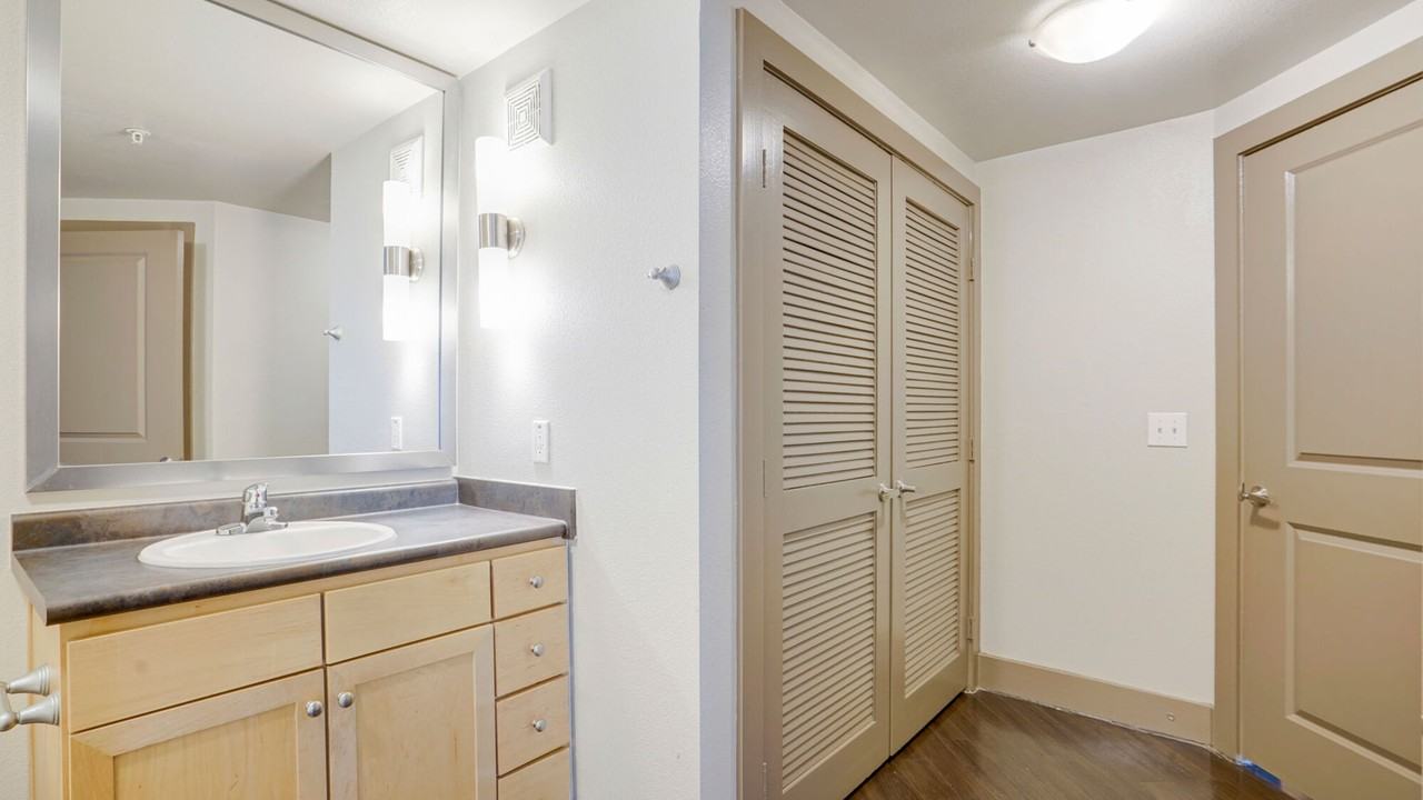 Oaks 5th Street Crossing at City Station - Photo 7 of 45