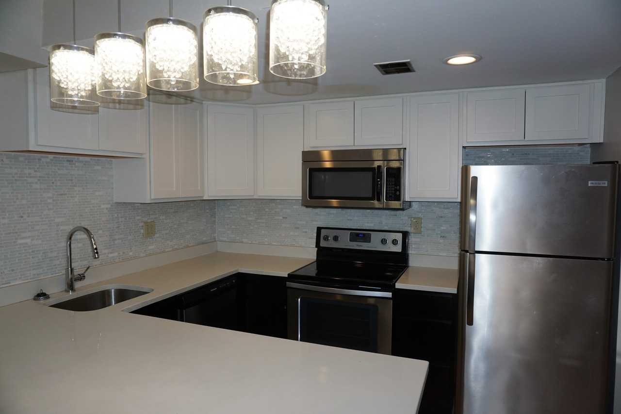 NEGLEY HOUSE -- 086 - Photo 2 of 17