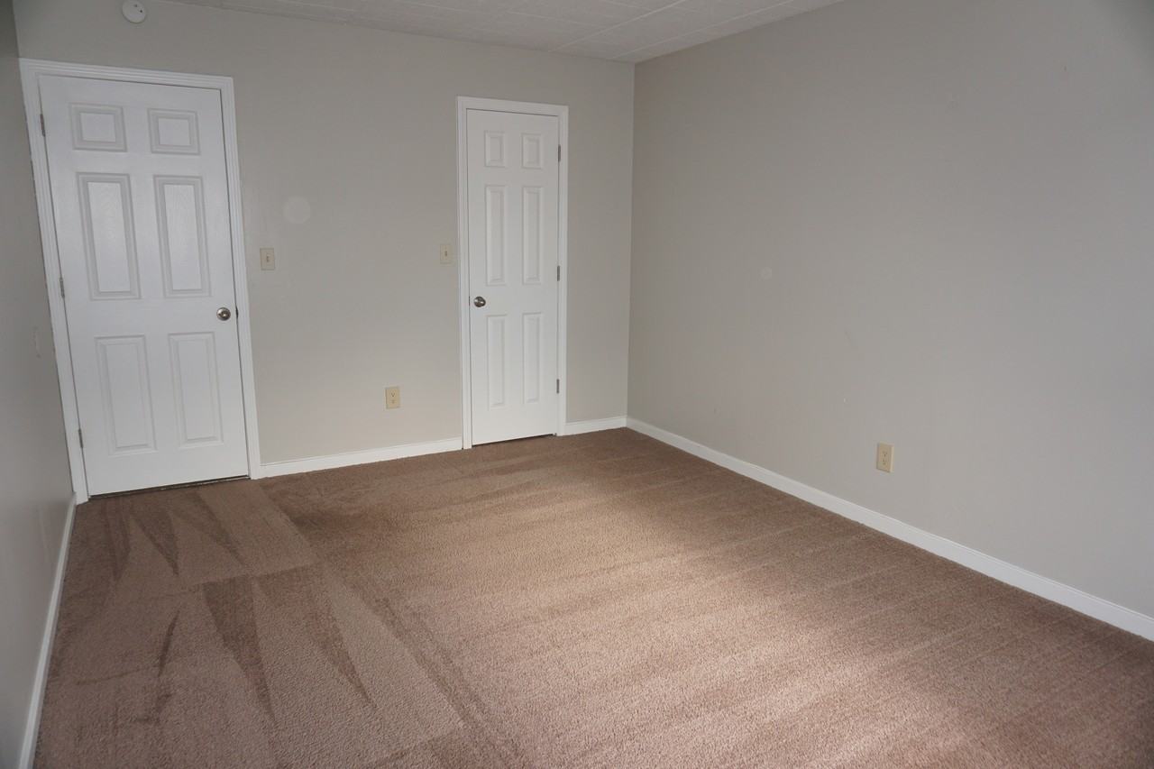 NEGLEY HOUSE -- 086 - Photo 4 of 17