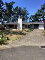 211 Northeast San-Bay-O Circle - Photo 1 of 1