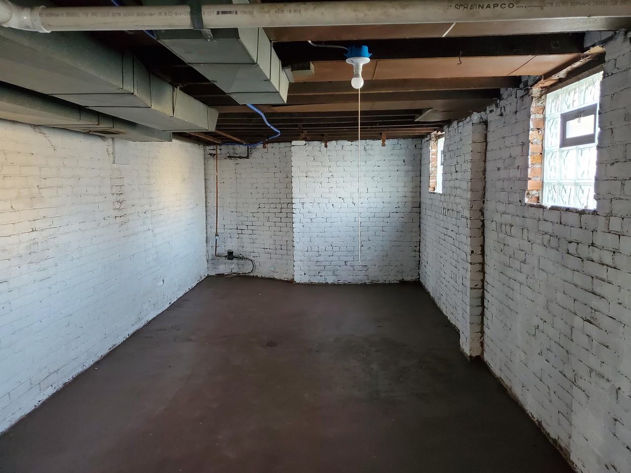 3032 Hurlbut Street-Upper - Photo 3 of 18