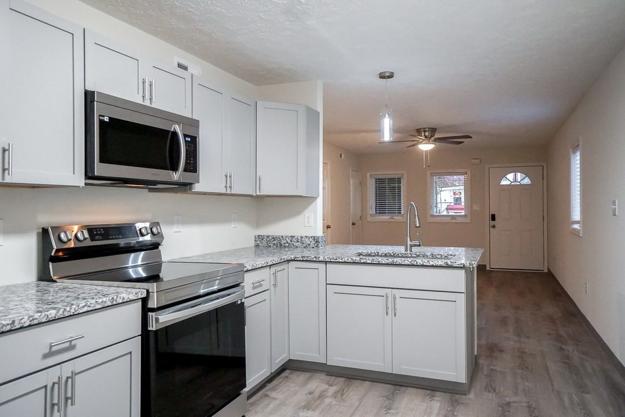 1638 West Kentucky Street - Photo 3 of 22