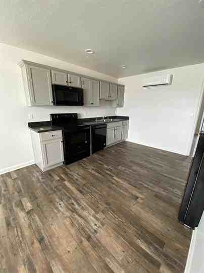 125 Old Symsonia Road - Photo 2 of 16