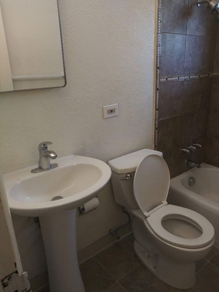 8319 West 16th Place - Photo 5 of 10