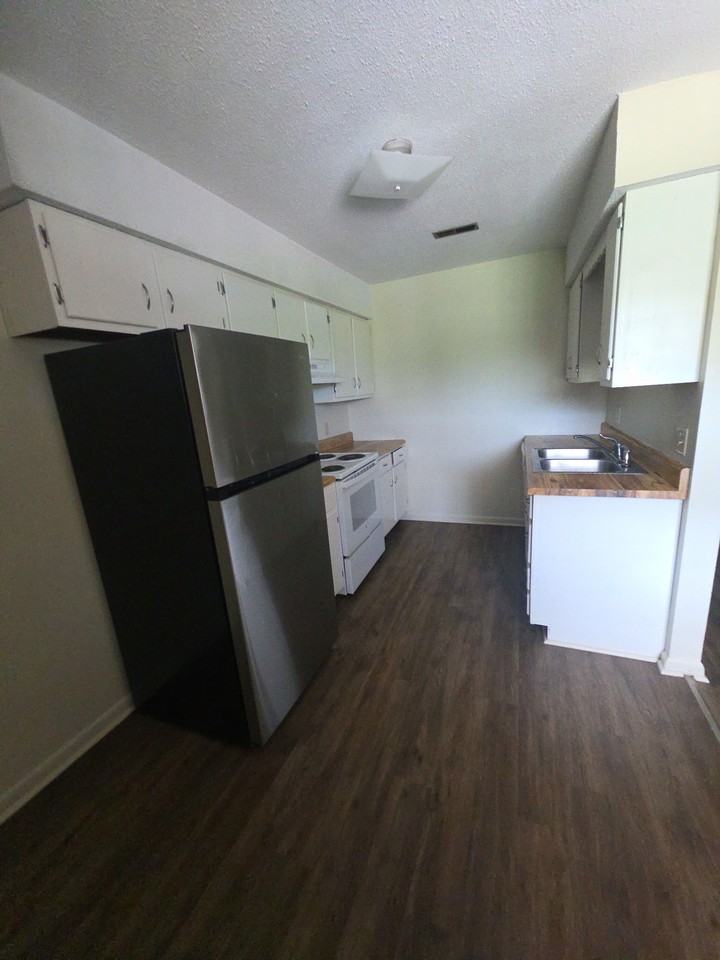 102/120 Hartshaw Drive - Photo 2 of 4