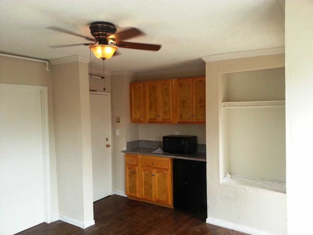 1902 Pacific Avenue #5 - Photo 4 of 16