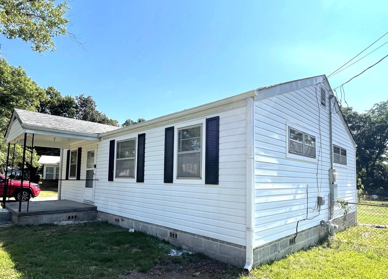 3052 Highland Dr #3052 - Photo 2 of 19