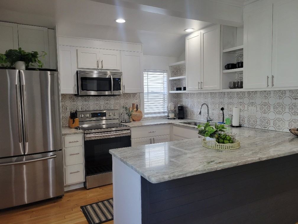 236 N 21st St - Photo 2 of 8