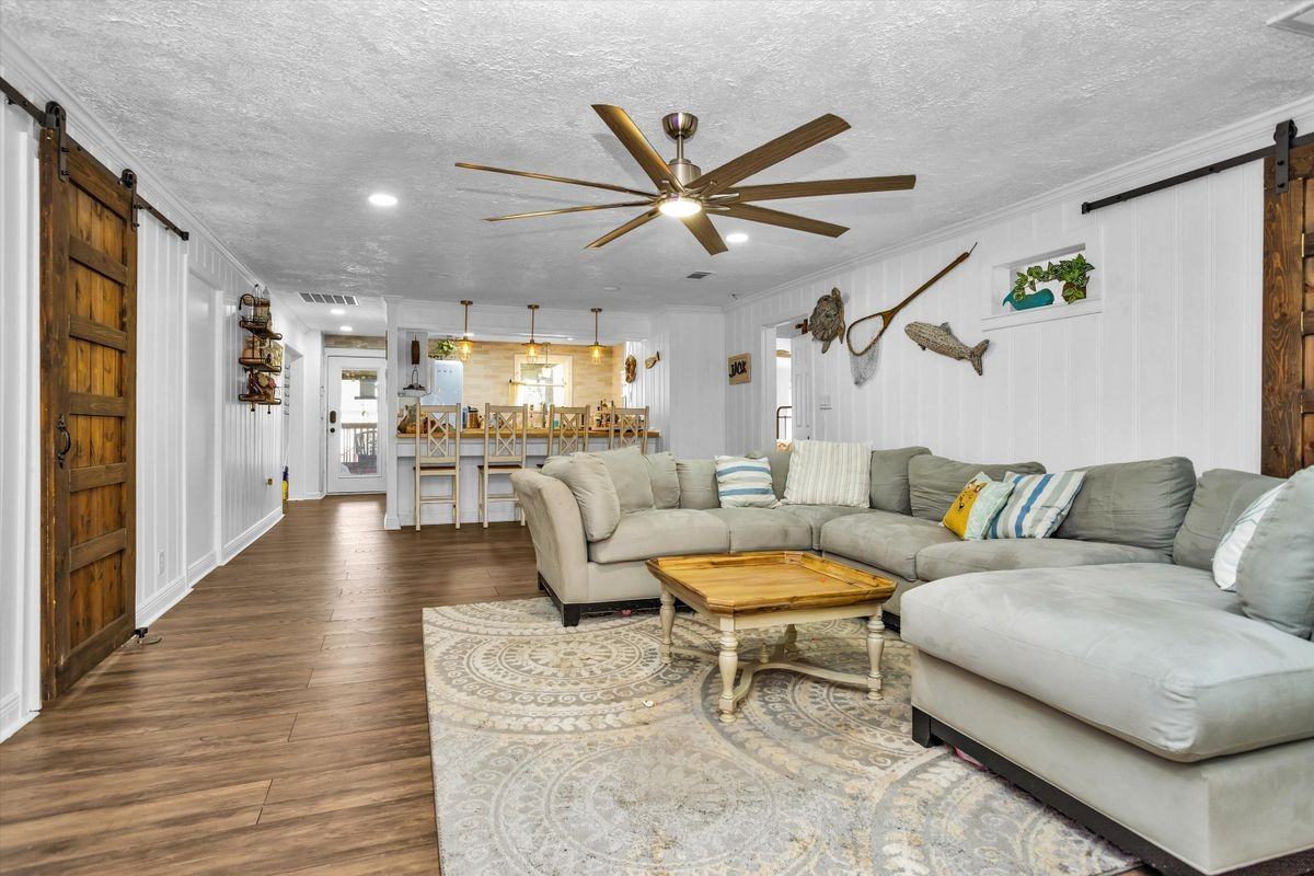 631 Clear Lake Rd - Photo 3 of 5