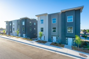 featured image of 1400 Ramona Ave #11