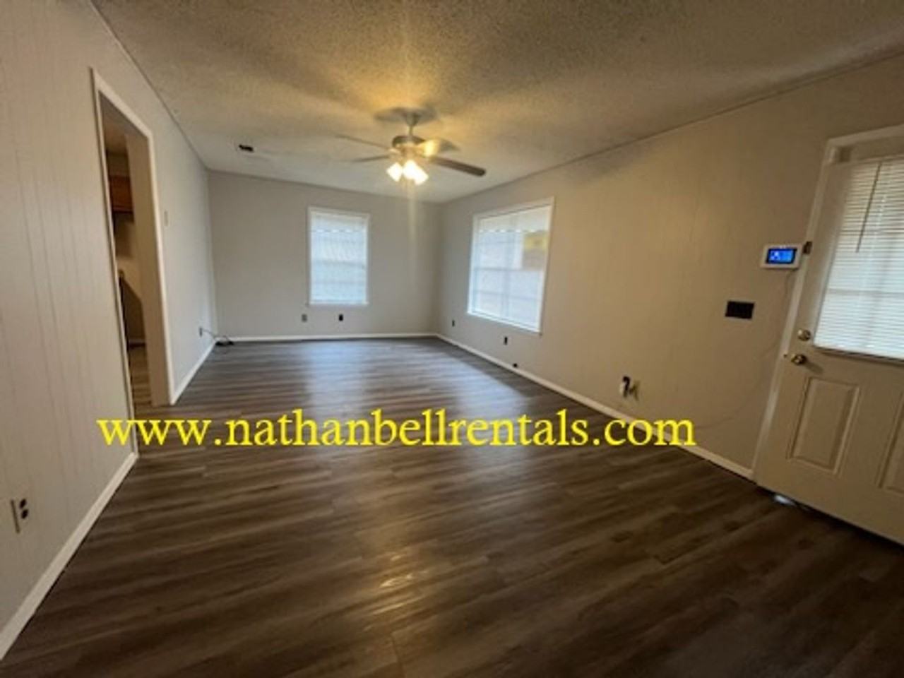 310 25th St Ne - Photo 3 of 12