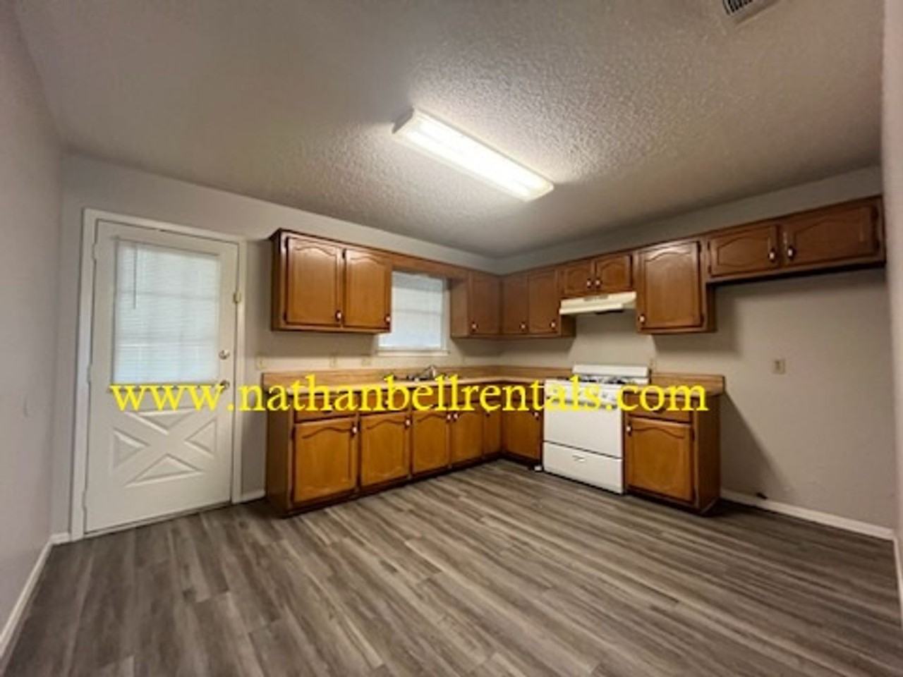 310 25th St Ne - Photo 6 of 12