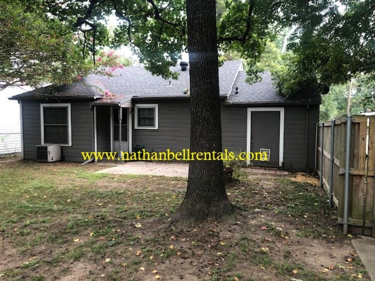 2435 Clark Ln - Photo 2 of 15