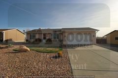 220 S Caddoa Dr - Photo 1 of 1