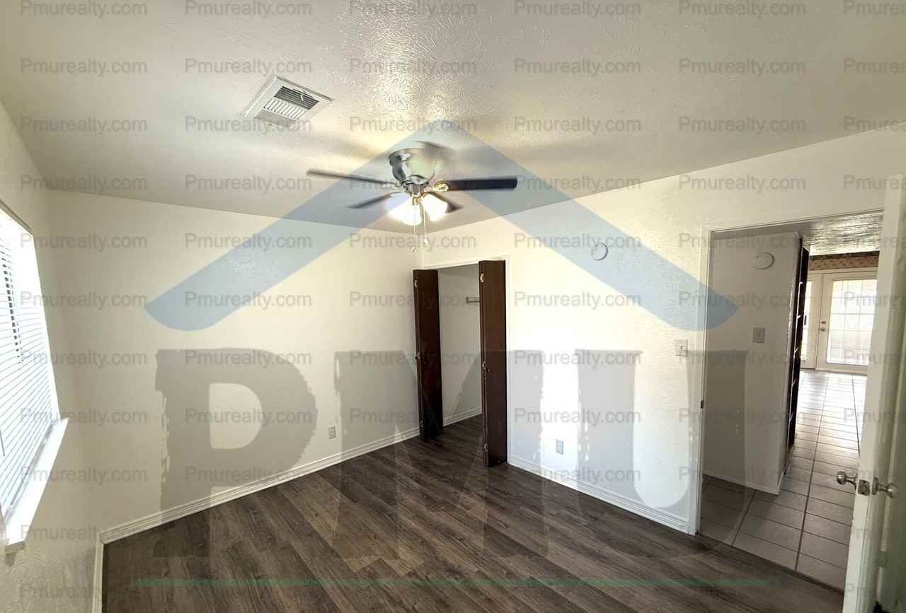 5017 Coffeyville Trl - Photo 5 of 11