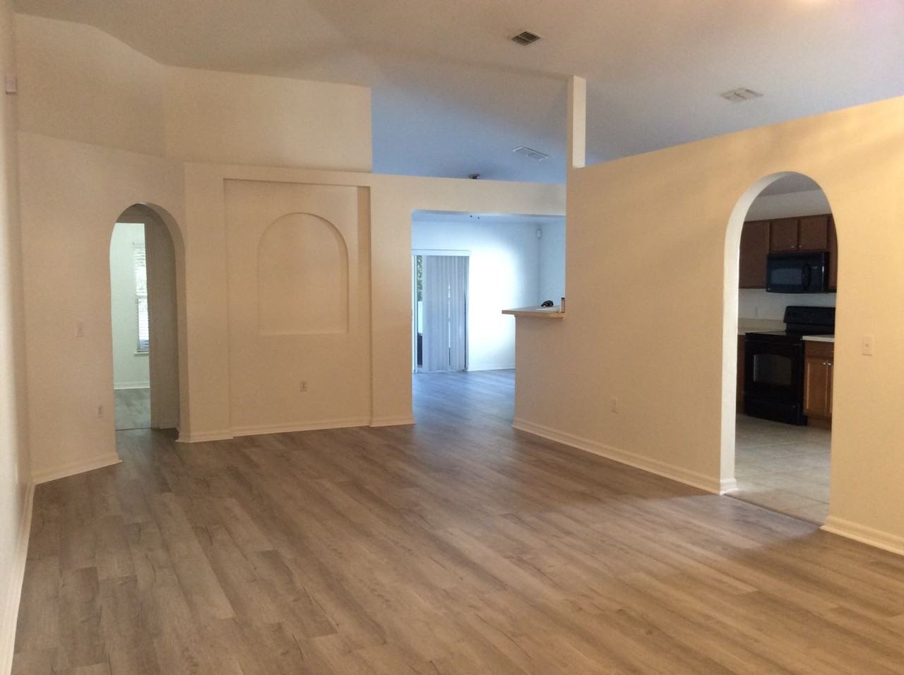 503 Cadiz Dr - Photo 3 of 11