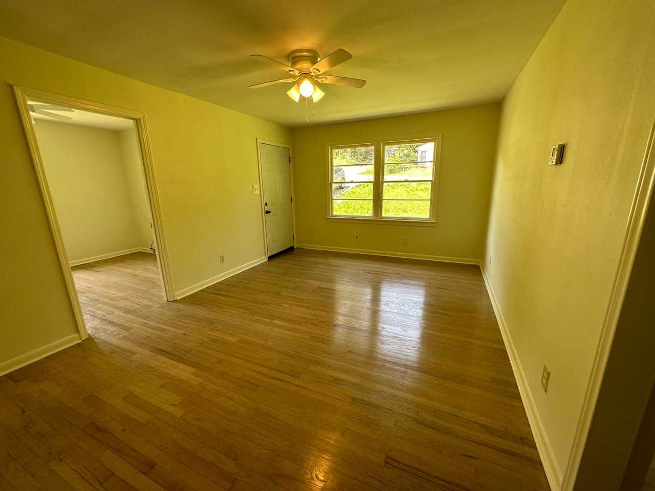 1345 Louis Street - Photo 2 of 9