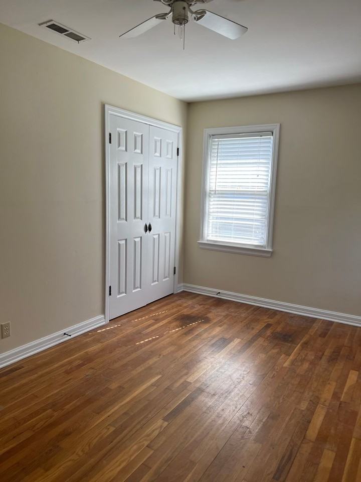 4026 Peachtree St - Photo 7 of 10