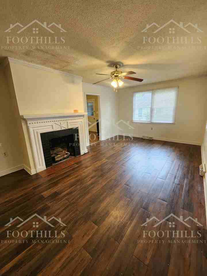 204 North St - Photo 3 of 17