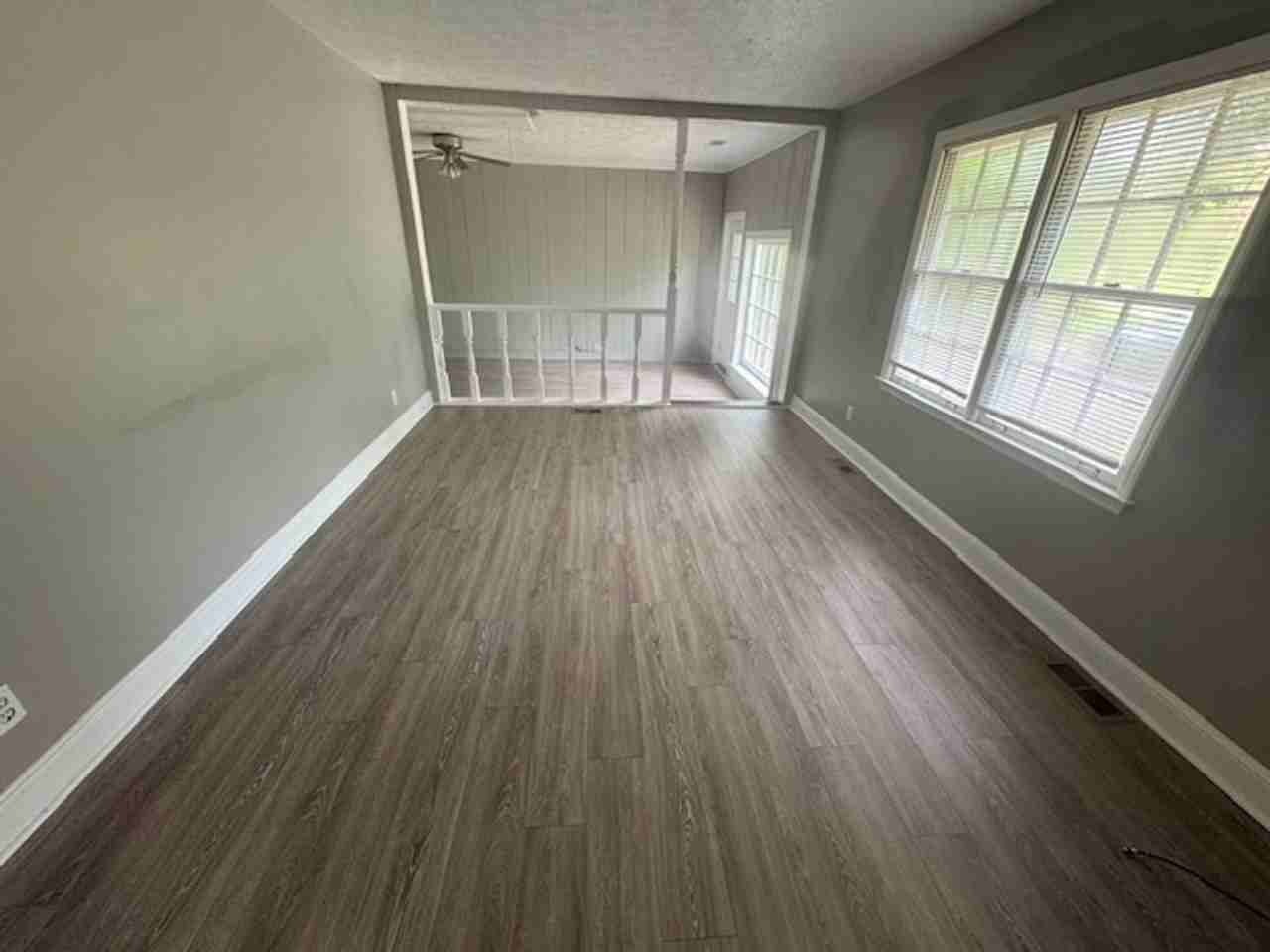 143 Alton Dr - Photo 2 of 13