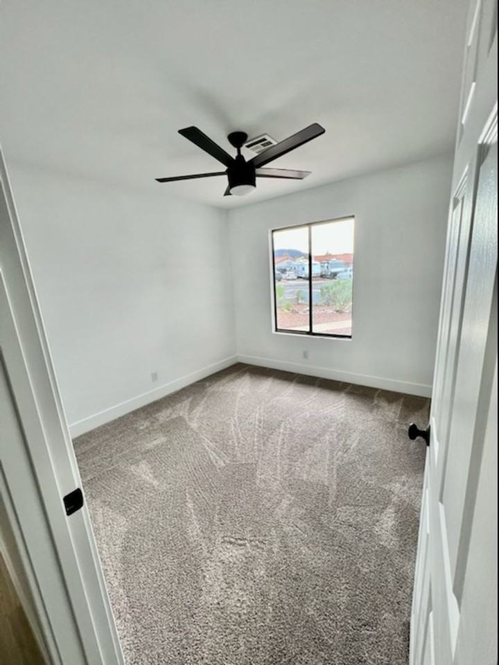 340 Clover Glen Ct - Photo 6 of 12