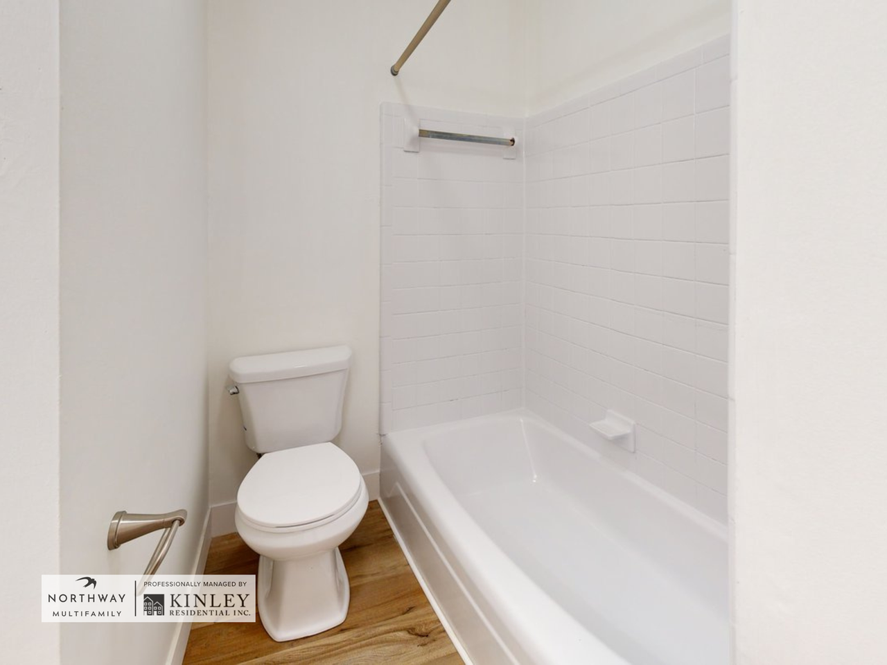 Meadowood Apartments - Photo 3 of 36