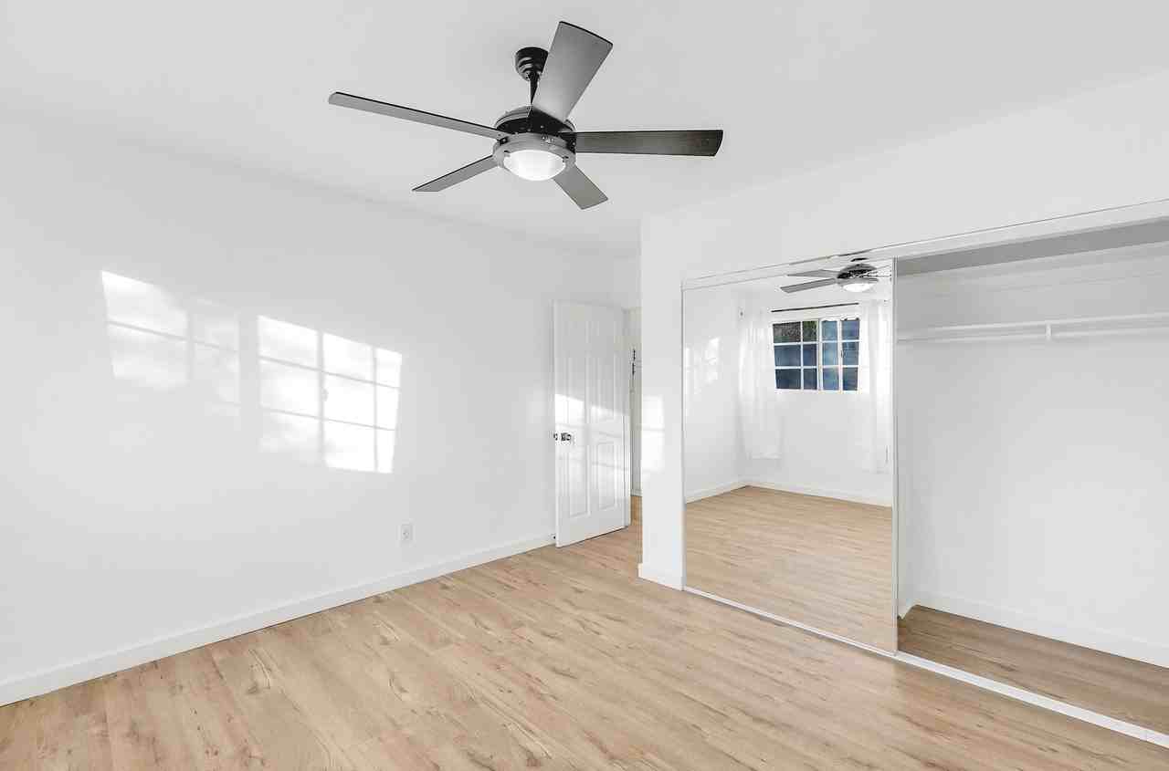 3934 Gibraltar Ave #9 - Photo 7 of 17