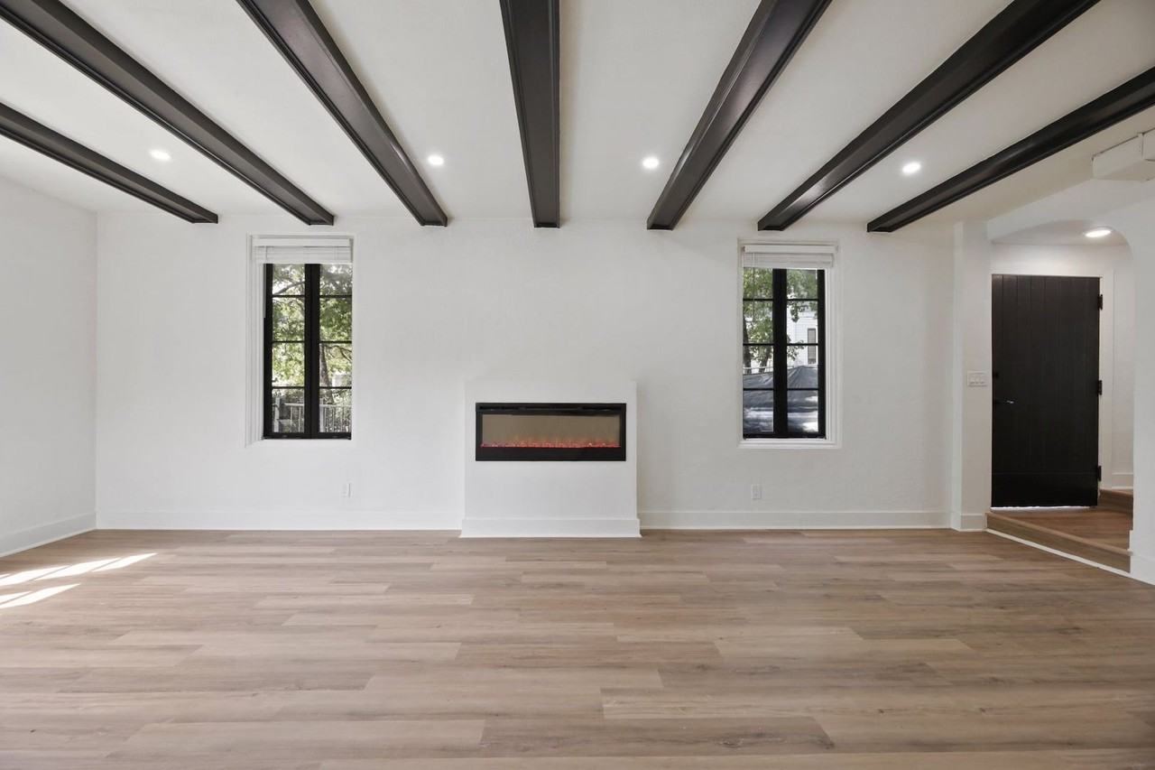 2808 San Pedro St - Photo 5 of 41