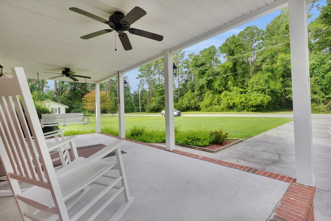 120 Bernhurst Rd - Photo 2 of 19