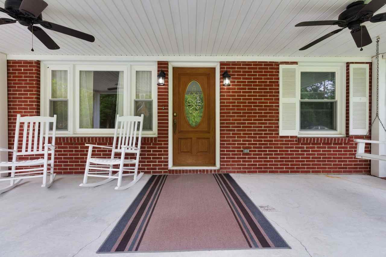 120 Bernhurst Rd - Photo 3 of 19