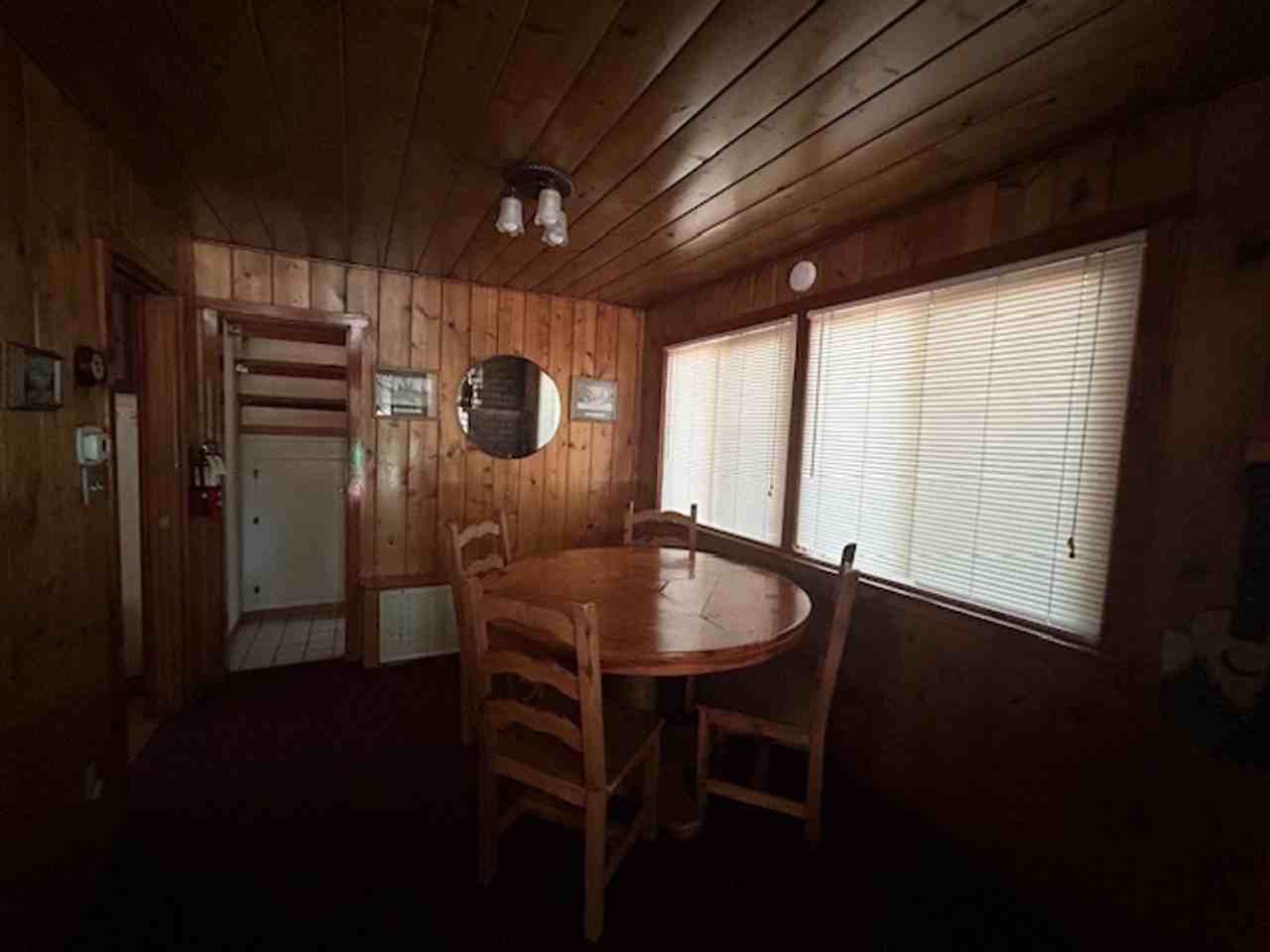 42607 Willow Ave - Photo 5 of 10