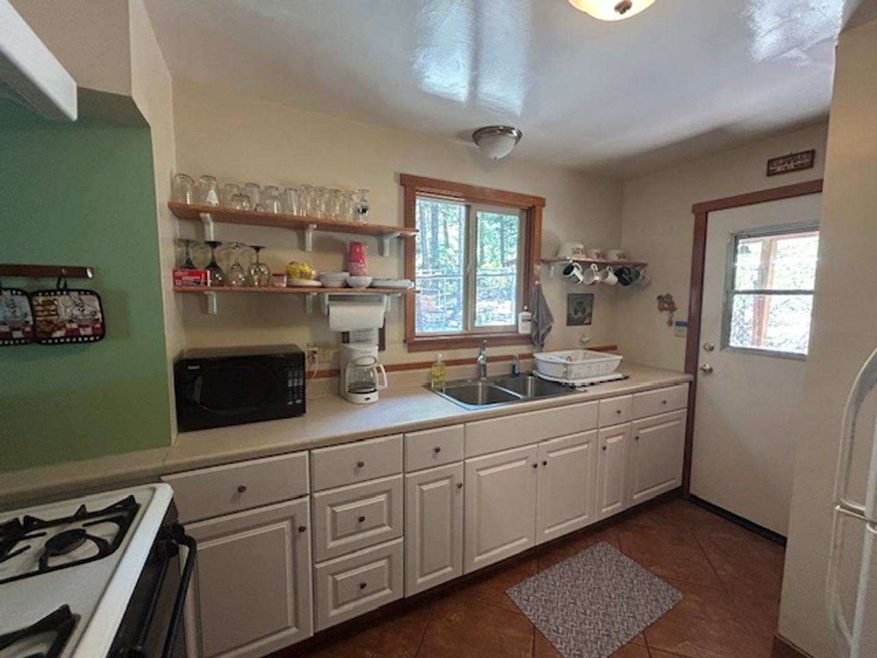 42607 Willow Ave - Photo 6 of 10