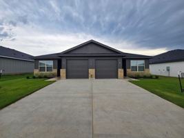 featured image of 908 Cherry Laurel Ln
