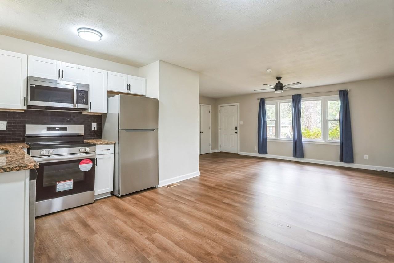 628 Mclamb Dr - Photo 3 of 29