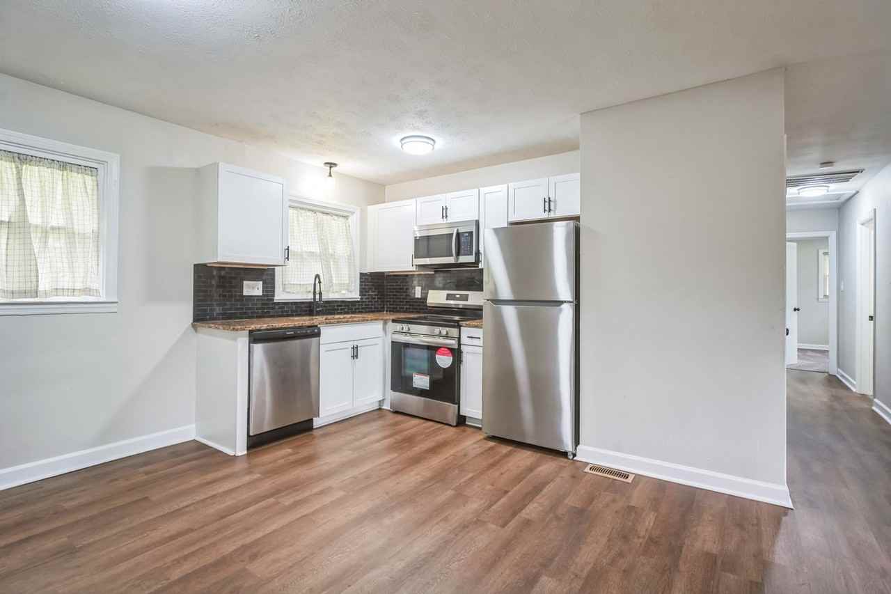 628 Mclamb Dr - Photo 5 of 29